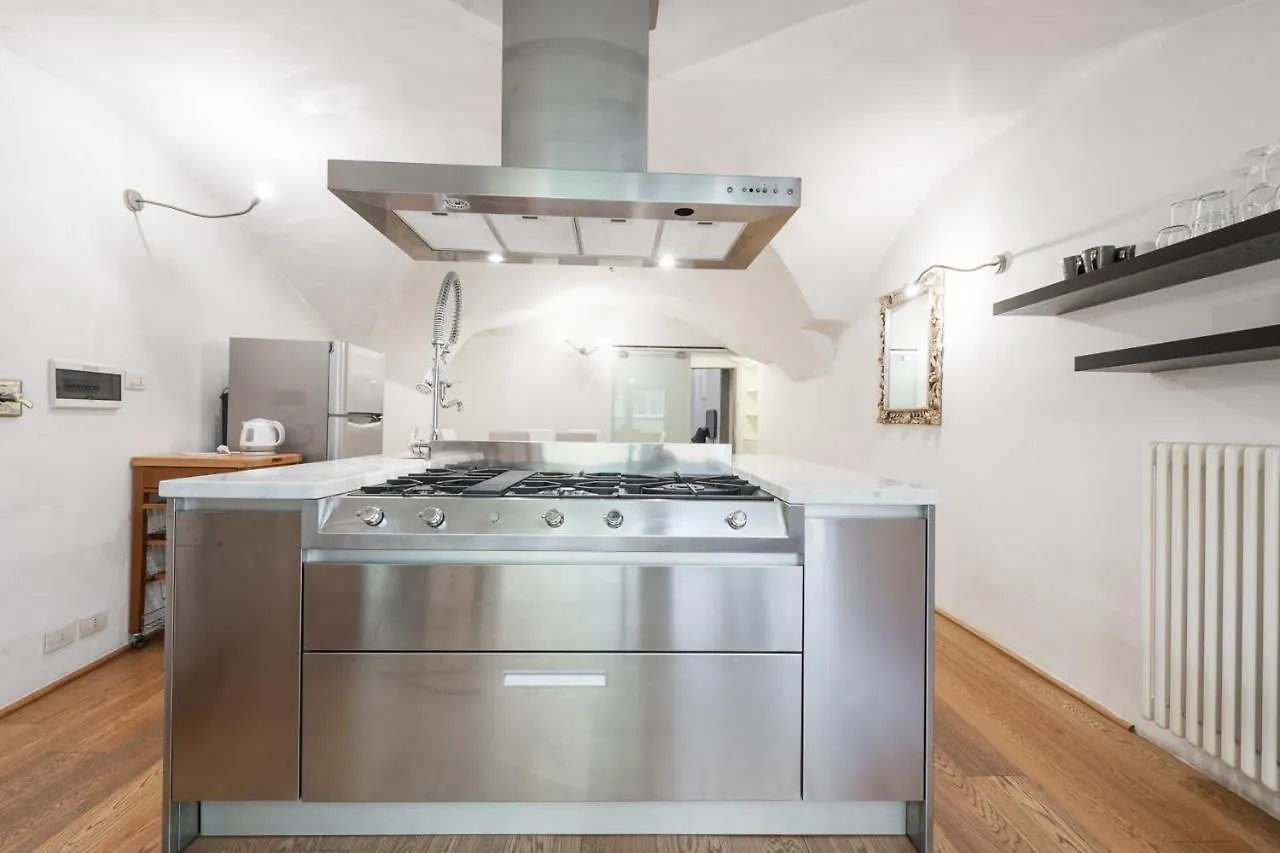 Apartment Pontevecchio Luxury Suite Amazing Location - Hosted By Sweetstay Florence
