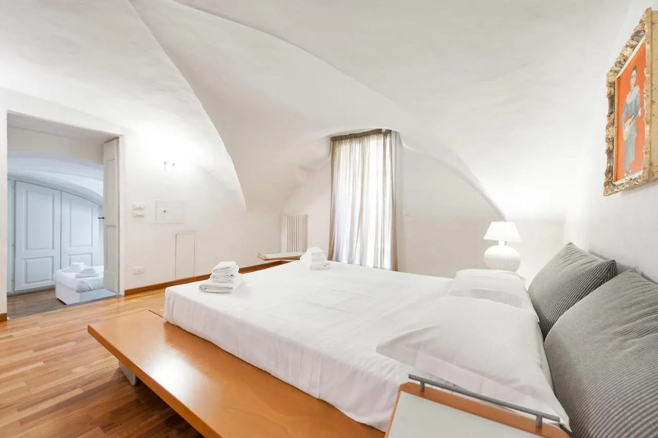 Pontevecchio Luxury Suite Amazing Location - Hosted By Sweetstay Florence Apartment