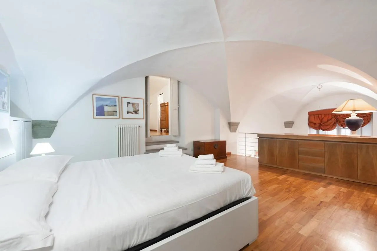 Apartment Pontevecchio Luxury Suite Amazing Location - Hosted By Sweetstay Florence